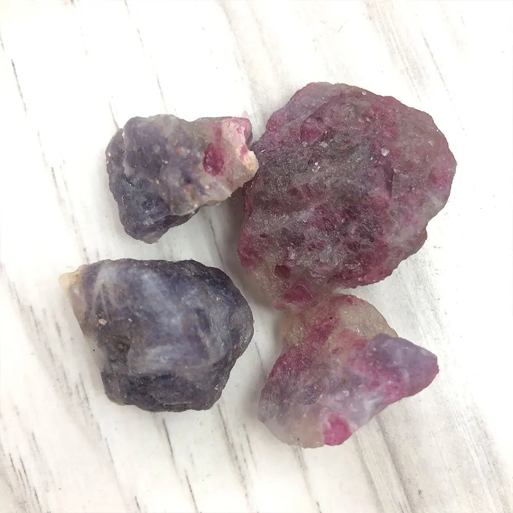 1 pièce de cristaux bruts de tourmaline rose naturelle, cristal de quartz brut, roche minérale de guérison, pierre de licorne, pegmatite, lépidolite
