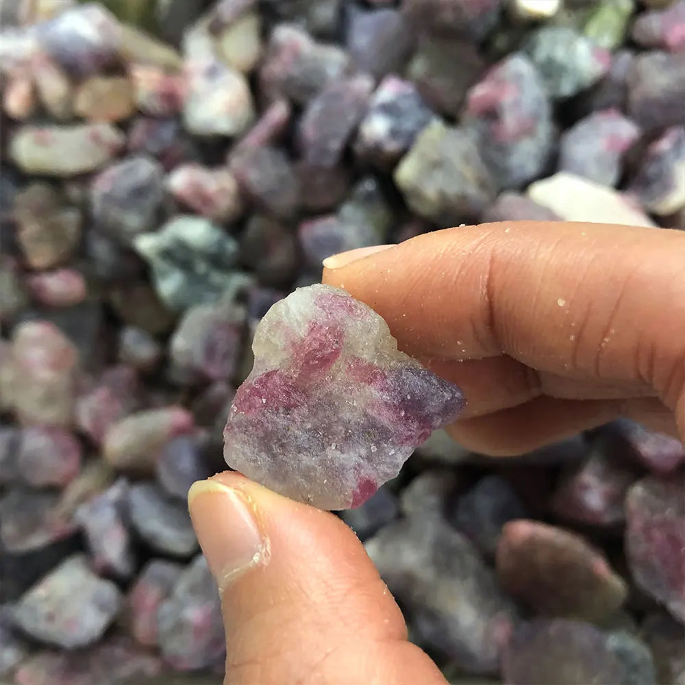 1 pièce de cristaux bruts de tourmaline rose naturelle, cristal de quartz brut, roche minérale de guérison, pierre de licorne, pegmatite, lépidolite