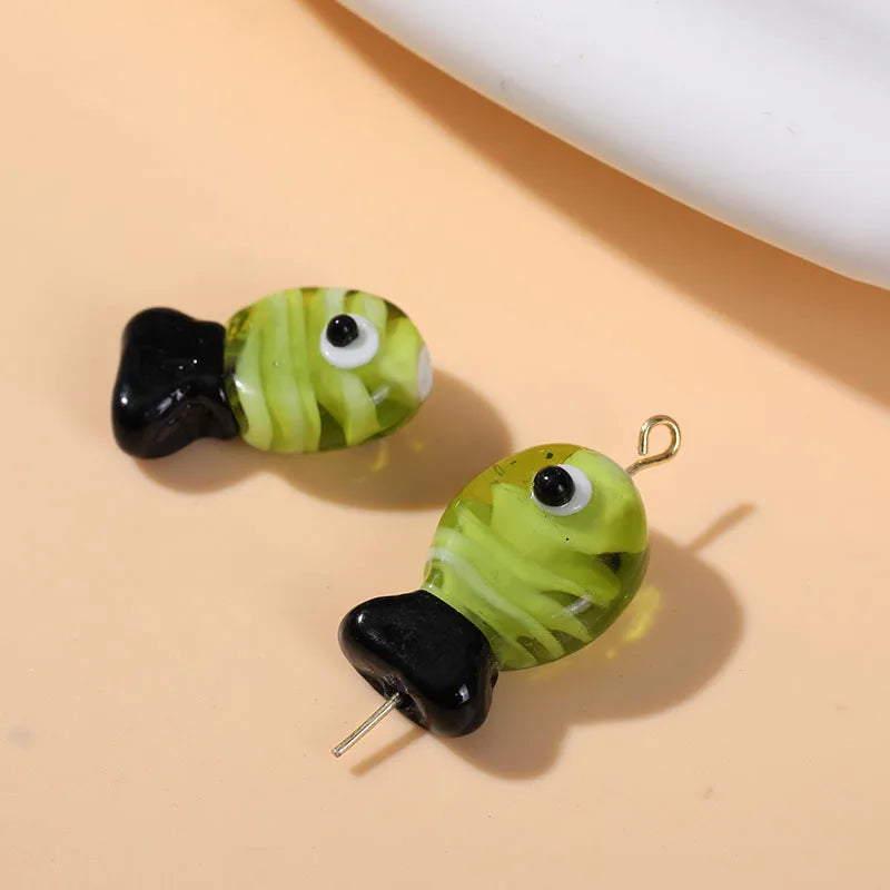 2pcs Artisan Handmade Glass Fish Beads