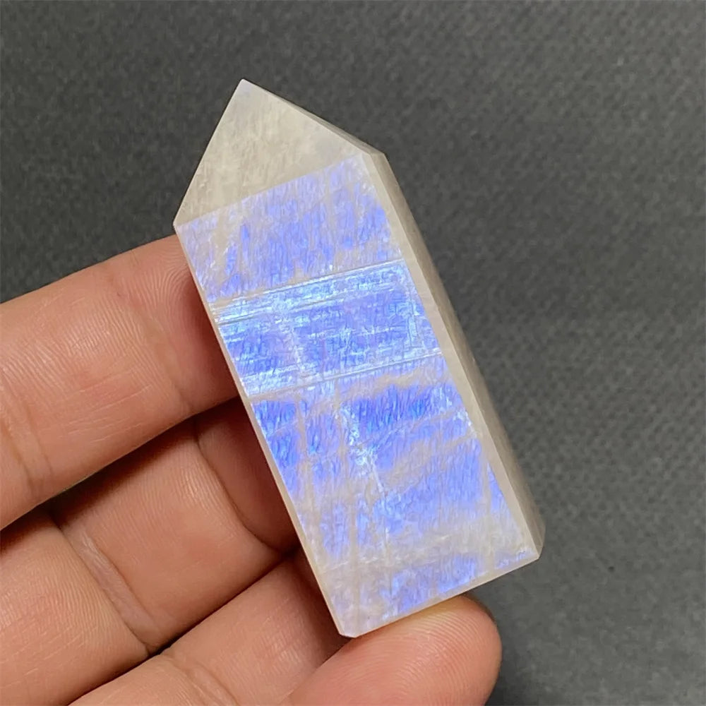 AAA Natural High Quality Blue Moonstone Tower