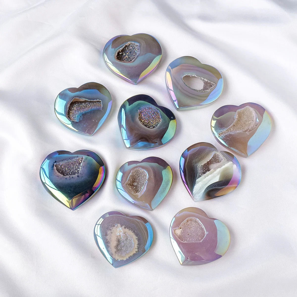 Natural Crystal Aura Agate Crystal Cave Heart Palmstone