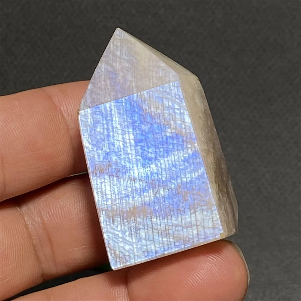 AAA Natural High Quality Blue Moonstone Tower