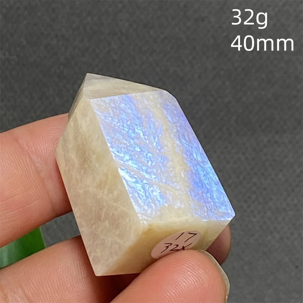 AAA Natural High Quality Blue Moonstone Tower