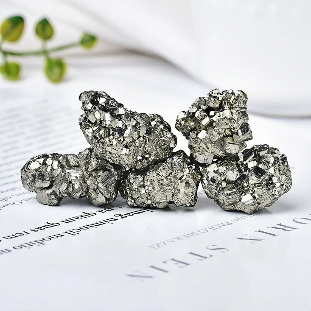200 g de pyrite naturelle, pierre brute, cristal, amas de roche, énergie minérale, décoration de la maison, collection d'échantillons de décoration minérale