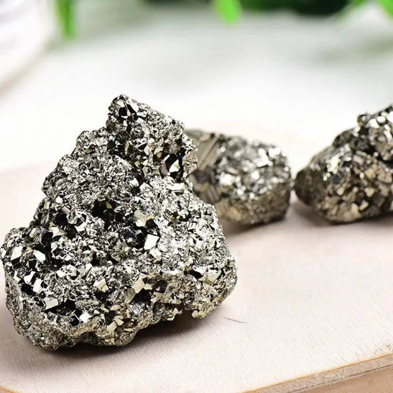 200 g de pyrite naturelle, pierre brute, cristal, amas de roche, énergie minérale, décoration de la maison, collection d'échantillons de décoration minérale