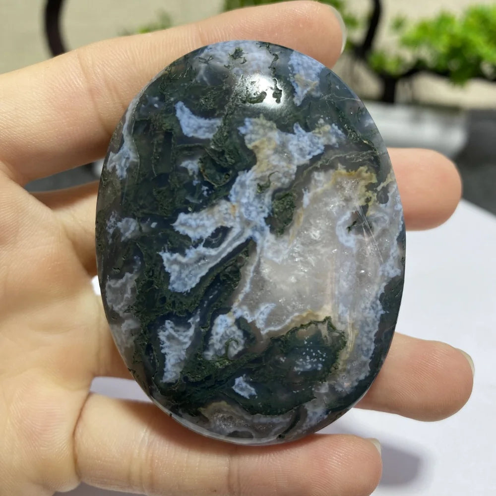 Natural Moss Agate Palm Stone