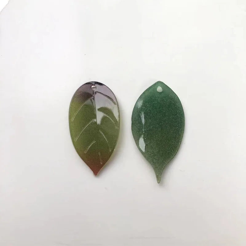 5Pcs Green Leaf Resin Beads