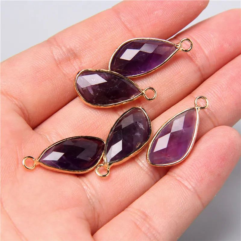Lot de 2 pendentifs en pierre naturelle en forme de larme
