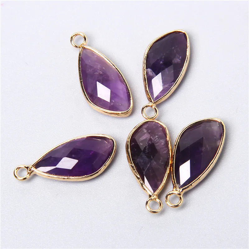 Lot de 2 pendentifs en pierre naturelle en forme de larme