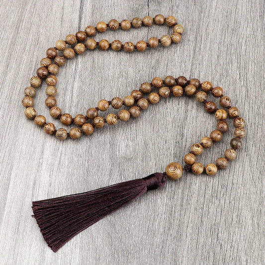 Collier de perles Mala en bois de 6/8 mm