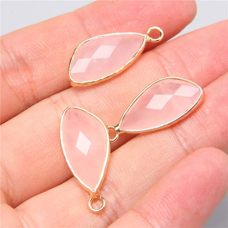 Lot de 2 pendentifs en pierre naturelle en forme de larme