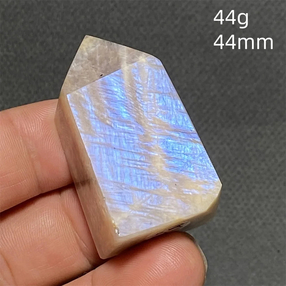 AAA Natural High Quality Blue Moonstone Tower