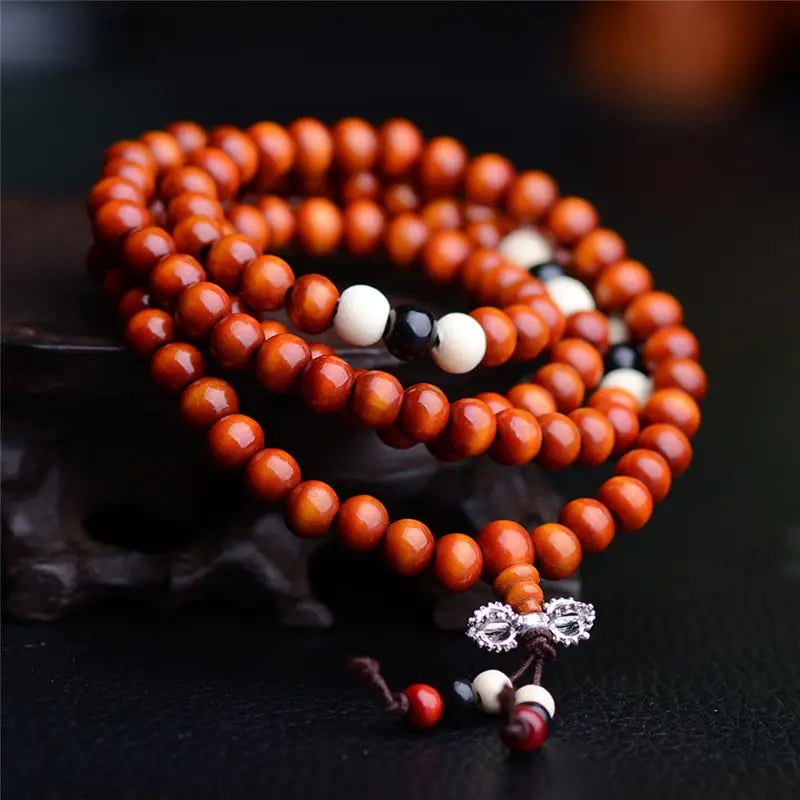 Collier Mala 108 perles en bois de santal naturel
