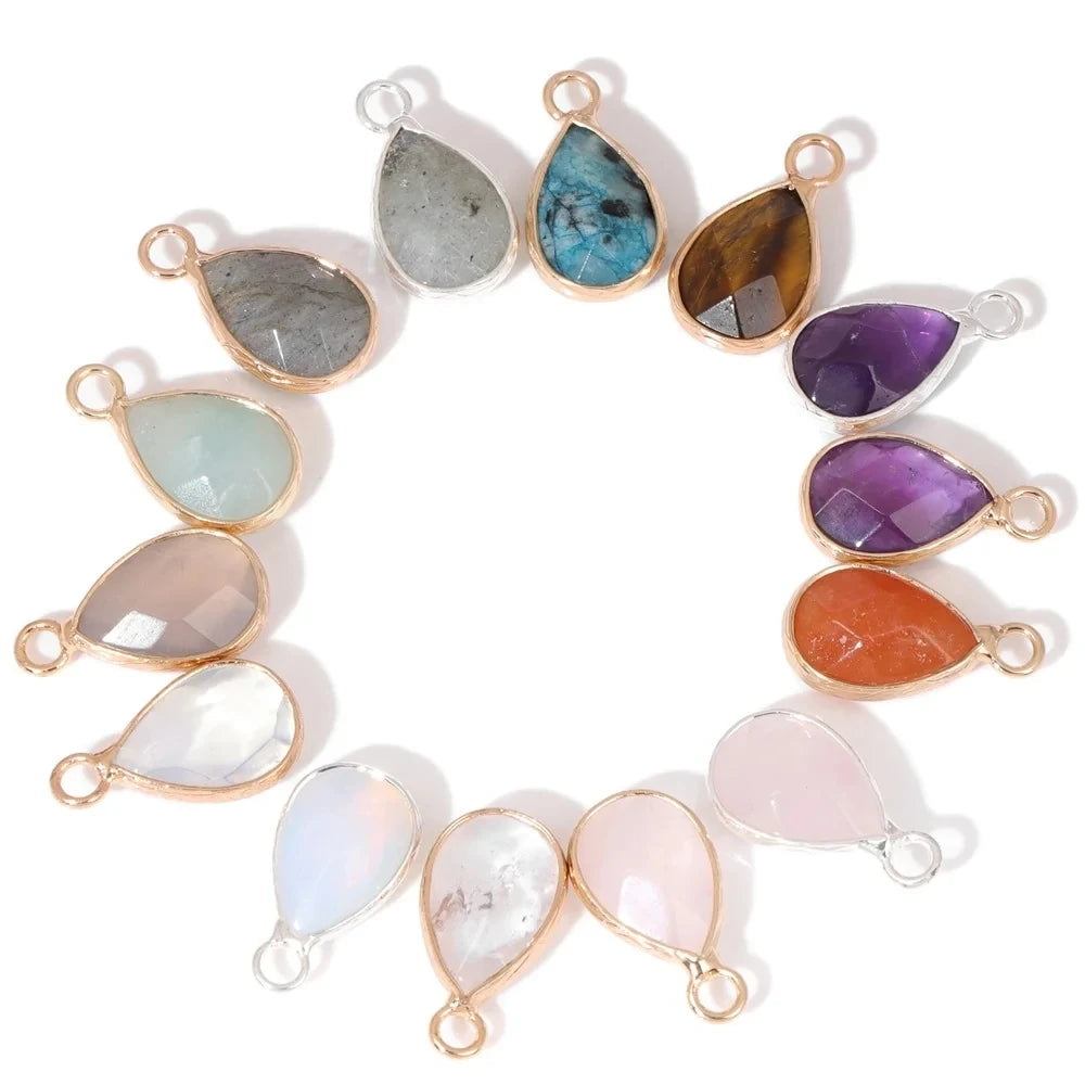 Lot de 2 pendentifs en pierre naturelle en forme de larme