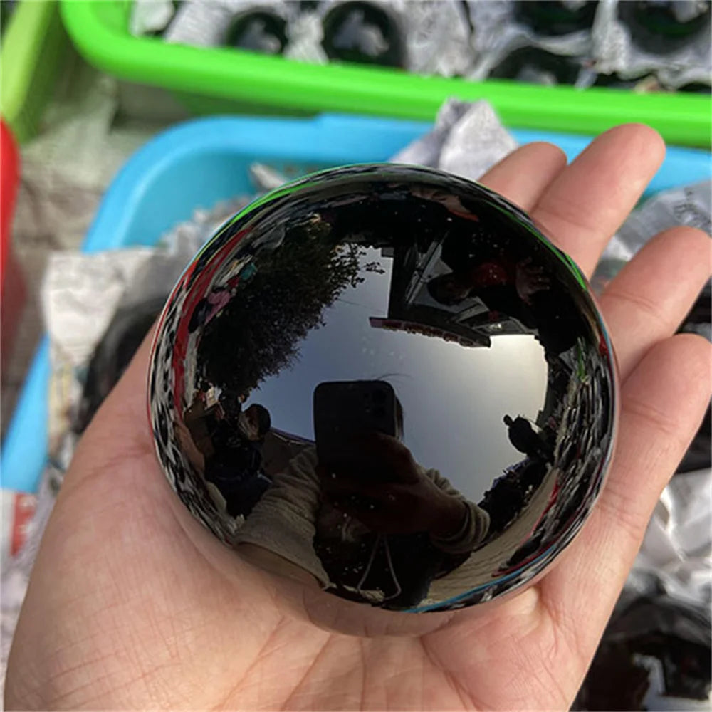 Sphère d'obsidienne noire naturelle