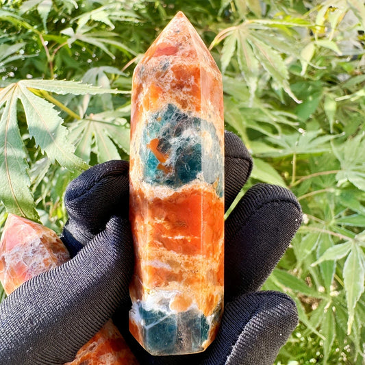 Natural Sun Phosphorus Crystal Tower