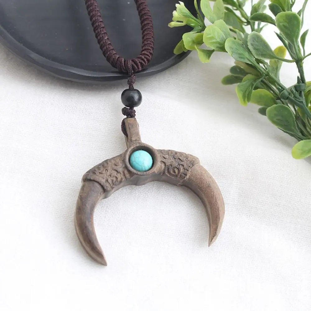 Collier pendentif en bois de santal